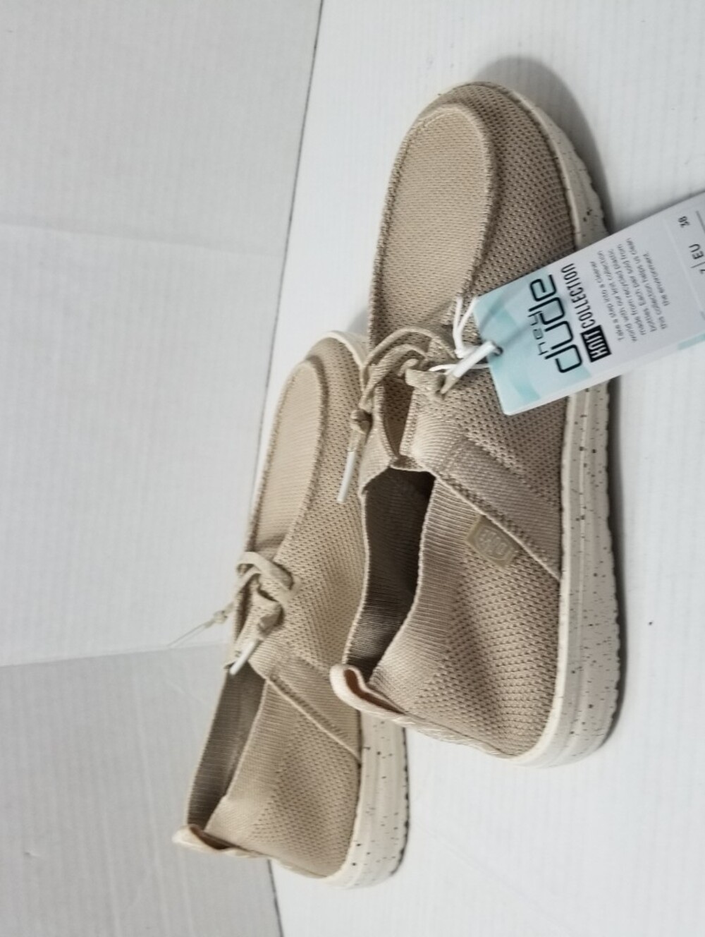 NWT HEY DUDE WOMEN'S SLIP-ON LOAFERS SIZE 7